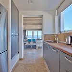 Luxury 4-bedroom Duplex With Stunning Sea Views Private Terrace And Jacuzzi La Valette