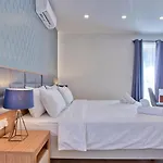 Luxury 4-bedroom Duplex With Stunning Sea Views Private Terrace And Jacuzzi * La Valette
