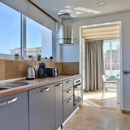 Luxury 4-bedroom Duplex With Stunning Sea Views Private Terrace And Jacuzzi Apartamento *