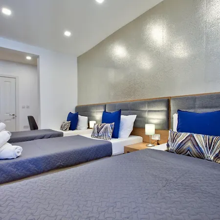 Luxury 4-bedroom Duplex With Stunning Sea Views Private Terrace And Jacuzzi Apartment