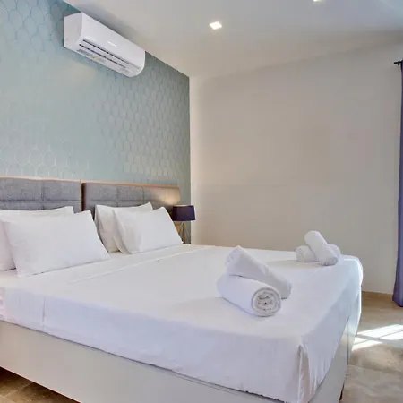 Luxury 4-bedroom Duplex With Stunning Sea Views Private Terrace And Jacuzzi Appartement *