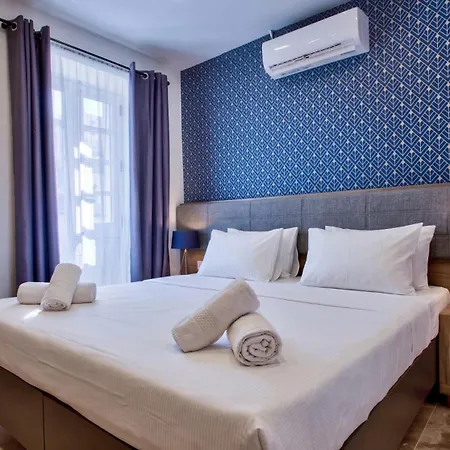 Apartment Luxury 4-bedroom Duplex With Stunning Sea Views Private Terrace And Jacuzzi