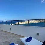 Lejlighed Luxury 4-bedroom Duplex With Stunning Sea Views Private Terrace And Jacuzzi Valletta