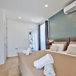 Luxury 4-bedroom Duplex With Stunning Sea Views Private Terrace And Jacuzzi Lejlighed
