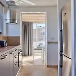 Apartman Luxury 4-bedroom Duplex With Stunning Sea Views Private Terrace And Jacuzzi *