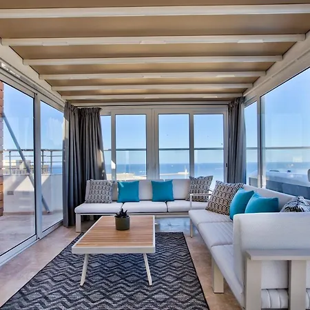 公寓 Luxury 4-bedroom Duplex With Stunning Sea Views Private Terrace And Jacuzzi 瓦莱塔