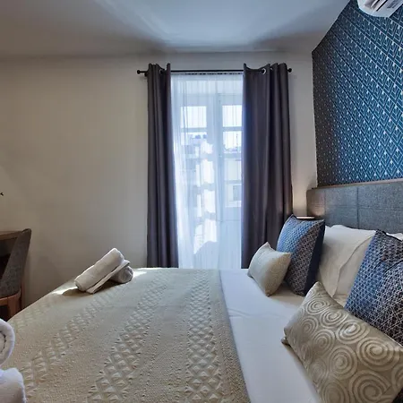 Luxury 4-bedroom Duplex With Stunning Sea Views Private Terrace And Jacuzzi 公寓 瓦莱塔