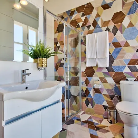 公寓 Luxury 4-bedroom Duplex With Stunning Sea Views Private Terrace And Jacuzzi *