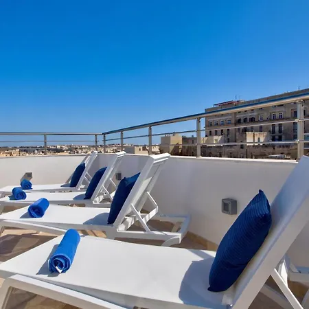 Luxury 4-bedroom Duplex With Stunning Sea Views Private Terrace And Jacuzzi Apartman Valletta
