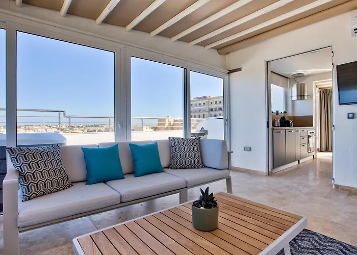 Luxury 4-bedroom Duplex With Stunning Sea Views Private Terrace And Jacuzzi