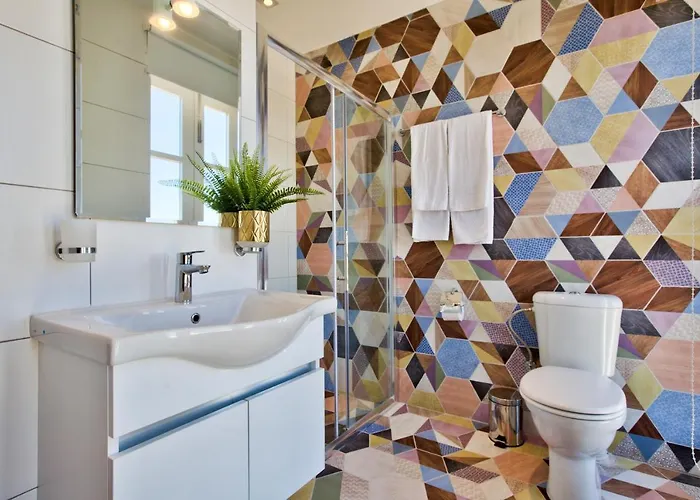 Daire Luxury 4-bedroom Duplex With Stunning Sea Views Private Terrace And Jacuzzi *