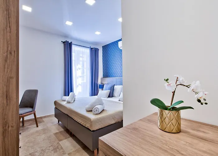 Luxury 4-bedroom Duplex With Stunning Sea Views Private Terrace And Jacuzzi Daire *